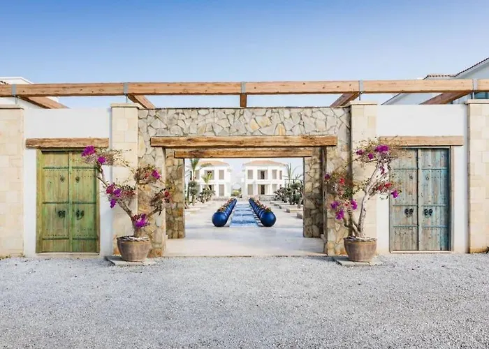 Huzurlu Ve Modern Bir - Sehrin Kalbinde! * Cirénia