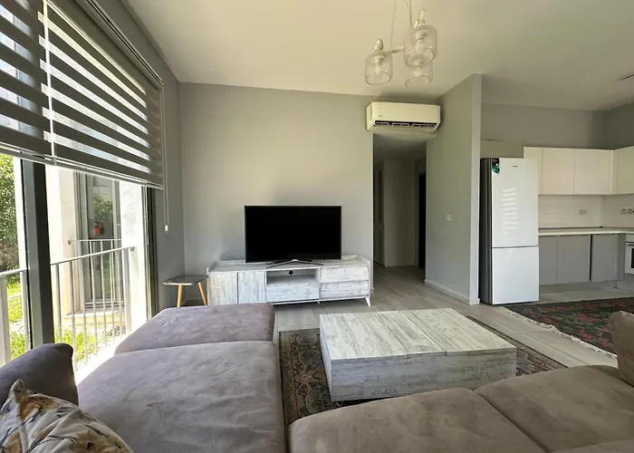 Huzurlu Ve Modern Bir - Sehrin Kalbinde! * Cirénia