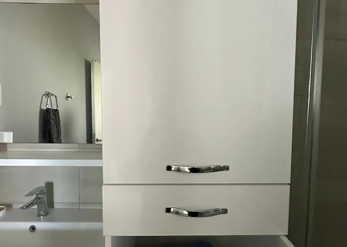 Huzurlu Ve Modern Bir - Sehrin Kalbinde! * Cirénia