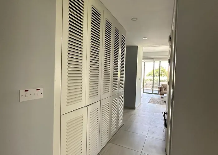 Huzurlu Ve Modern Bir - Sehrin Kalbinde! Casa de Férias