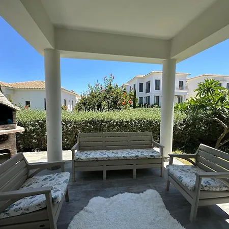 Huzurlu Ve Modern Bir - Sehrin Kalbinde! *