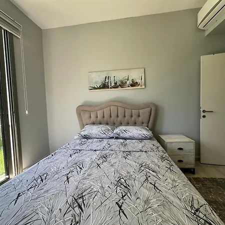 Huzurlu Ve Modern Bir - Sehrin Kalbinde! * קיירניה